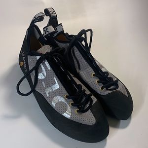 Five Ten Gambit Climbing Shoes, NIB, size US 11
